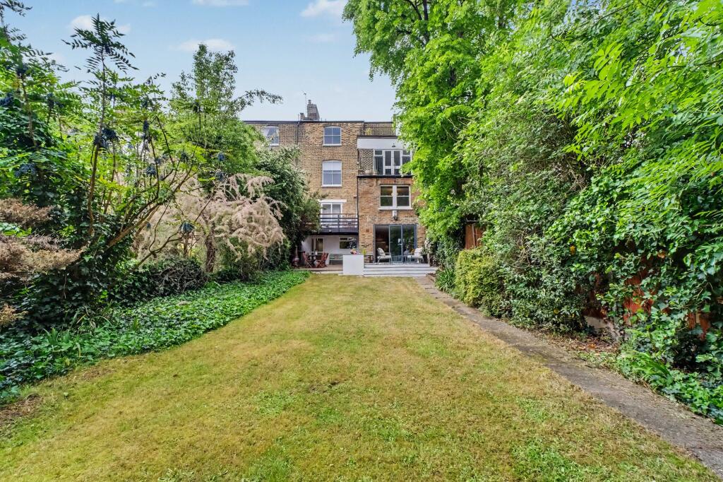 Apartment in London, Brownswood Park, Stoke Newington - View 4