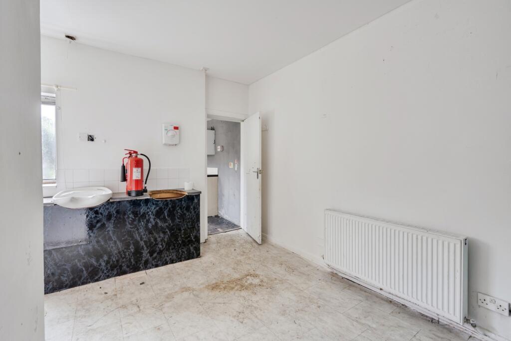 House in Bolton, Westhoughton - View 5