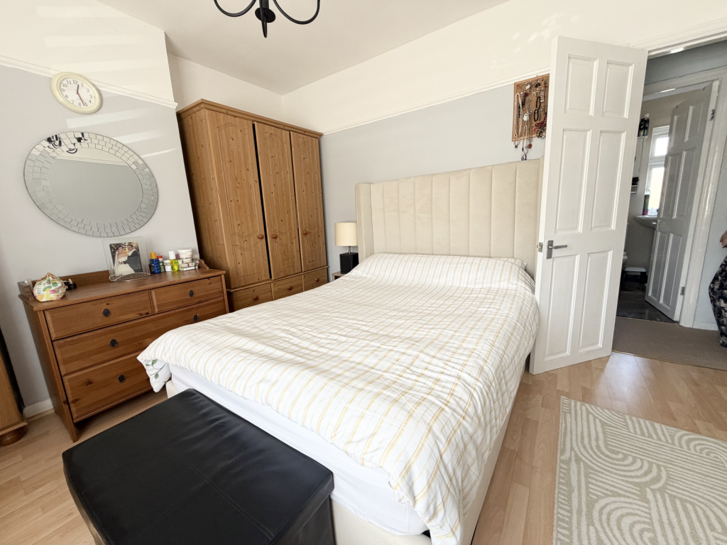 Main image of property: Middleham Road, N18