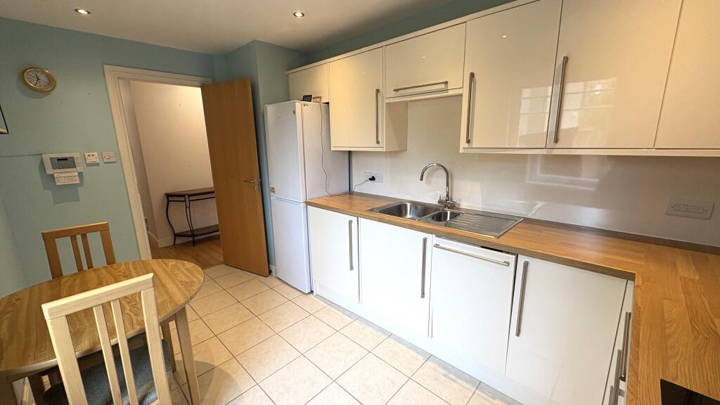 Additional image 4 of Kirk Brae, Cults, Aberdeen, AB15