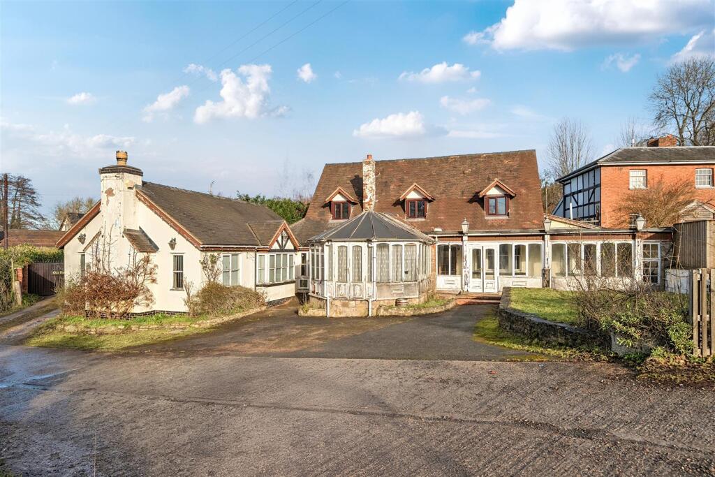 Main image of property: Stiffords  Bridge, Cradley, Malvern