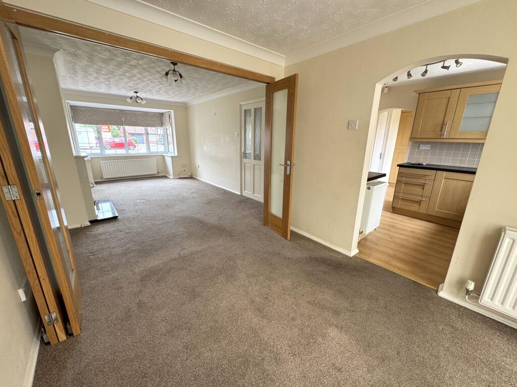 Longbow Close, Stretton, DE13 photo 3