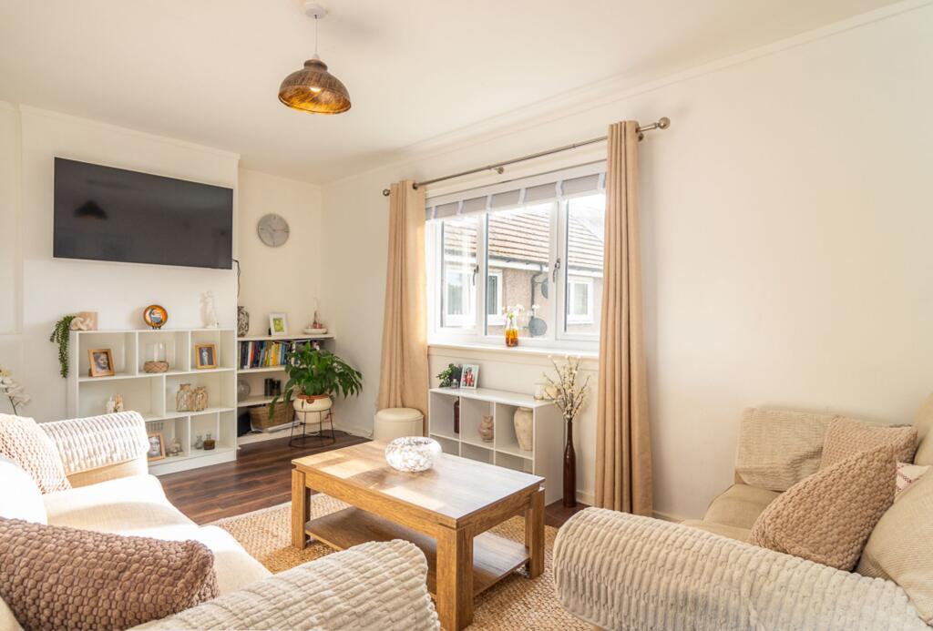 Apartment in Lennoxtown, East Dunbartonshire - View 2
