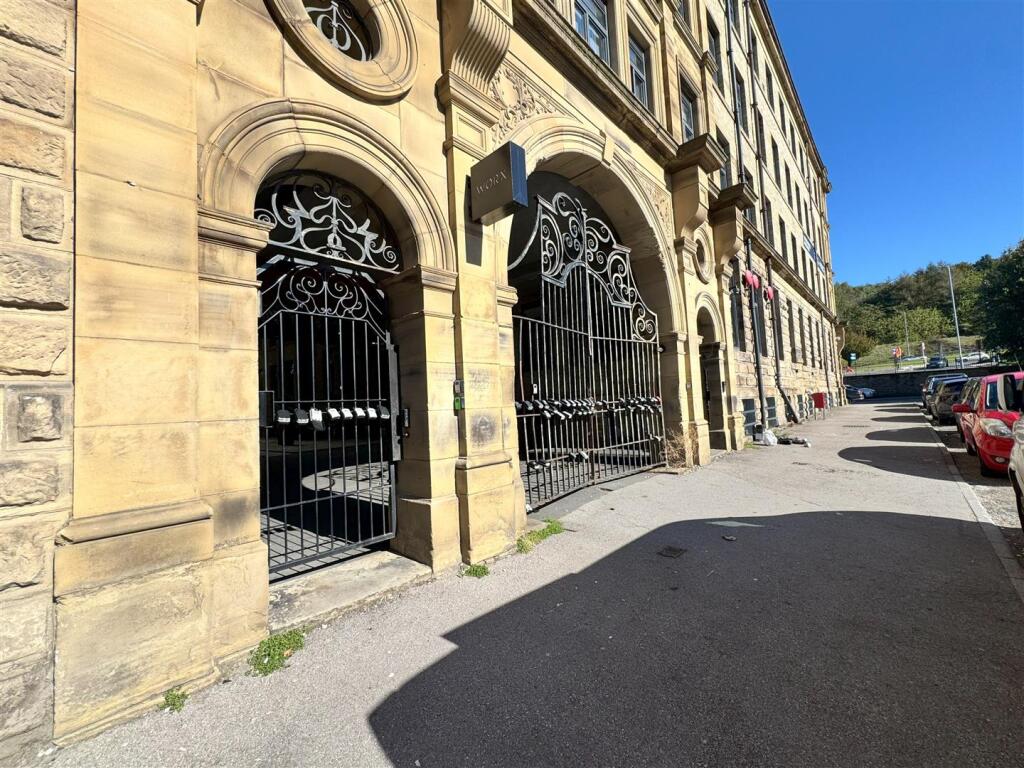 Additional image 14 of Conditioning House, Cape Street, Bradford, BD1 4QG