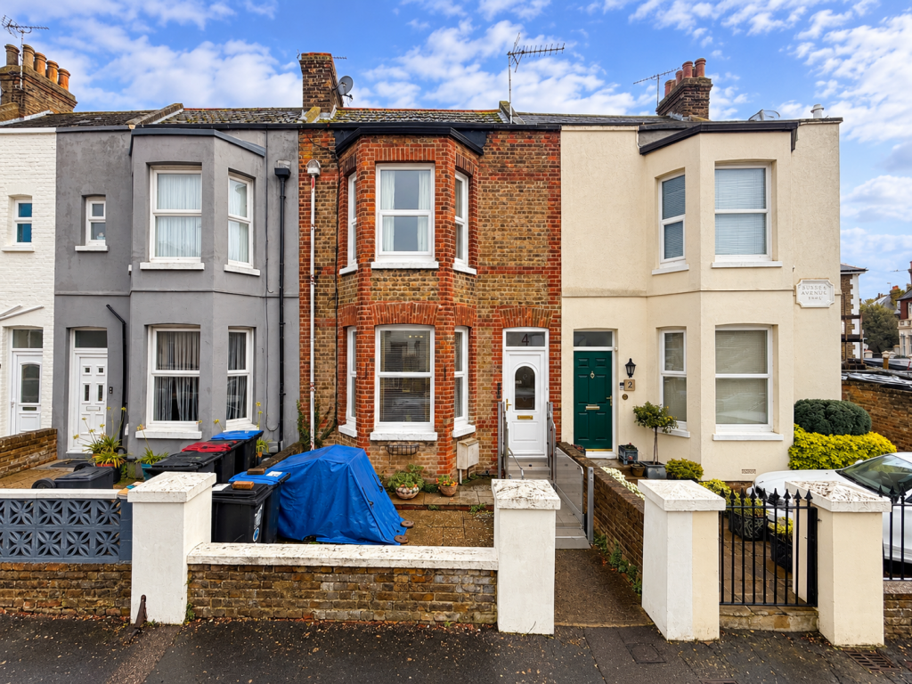2-bed terraced on Sussex Avenue, Margate, Kent, CT9, £260,000
