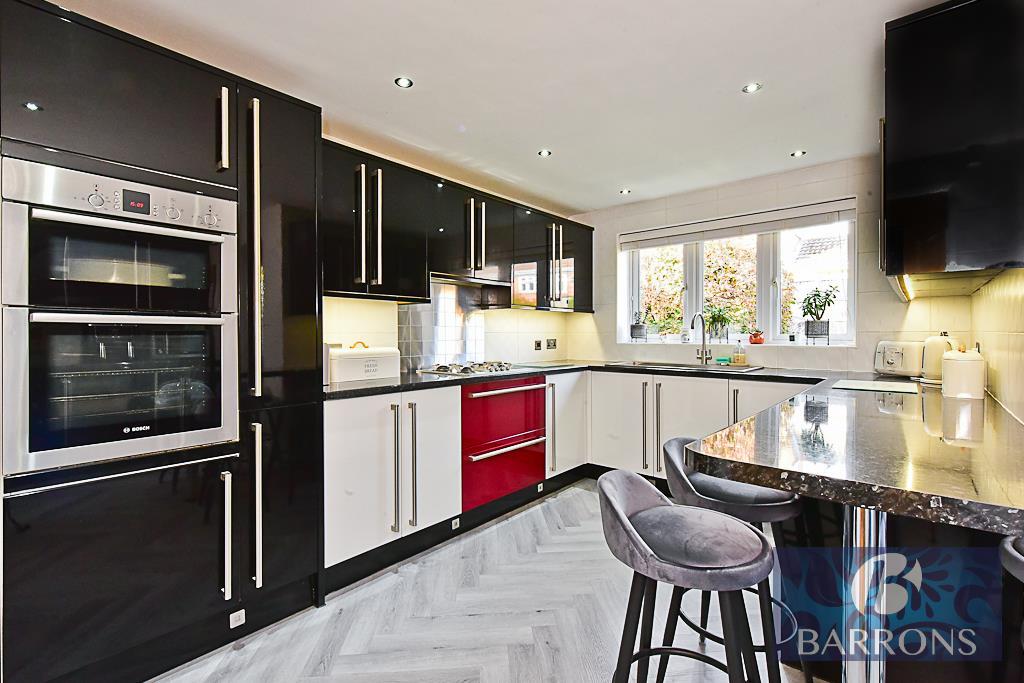 House in Enfield - View 4