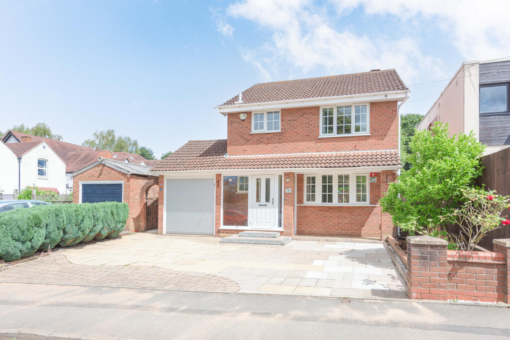 Main image of property: 1a Jordan Close, Sutton Coldfield, B75 6TU