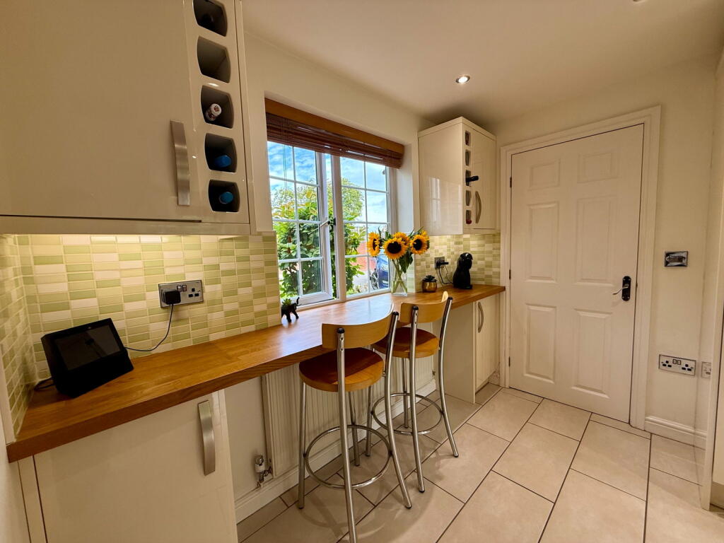 House in Derby - View 5