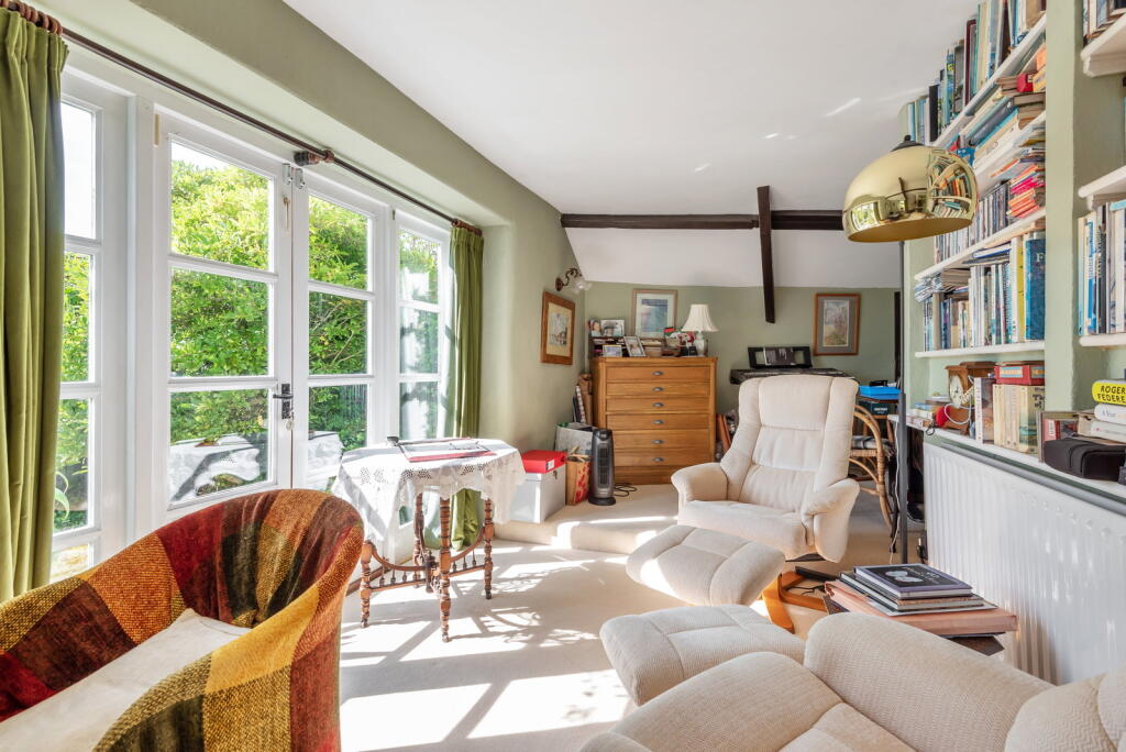 House in Torquay - More
