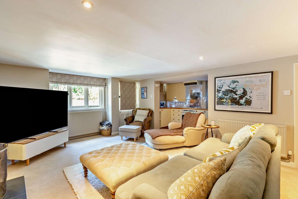 House in Guildford - View 3
