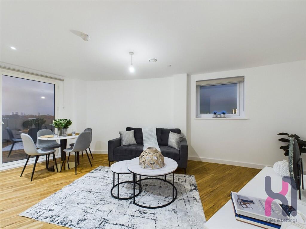 Apartment in Manchester - View 3