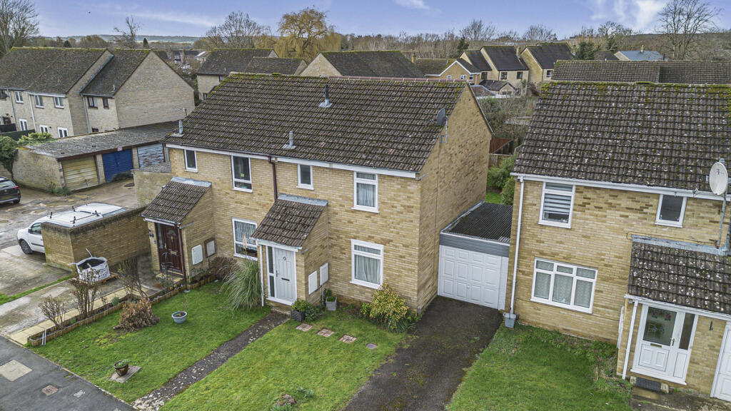 Main image of property: Chorefields, Kidlington, OX5