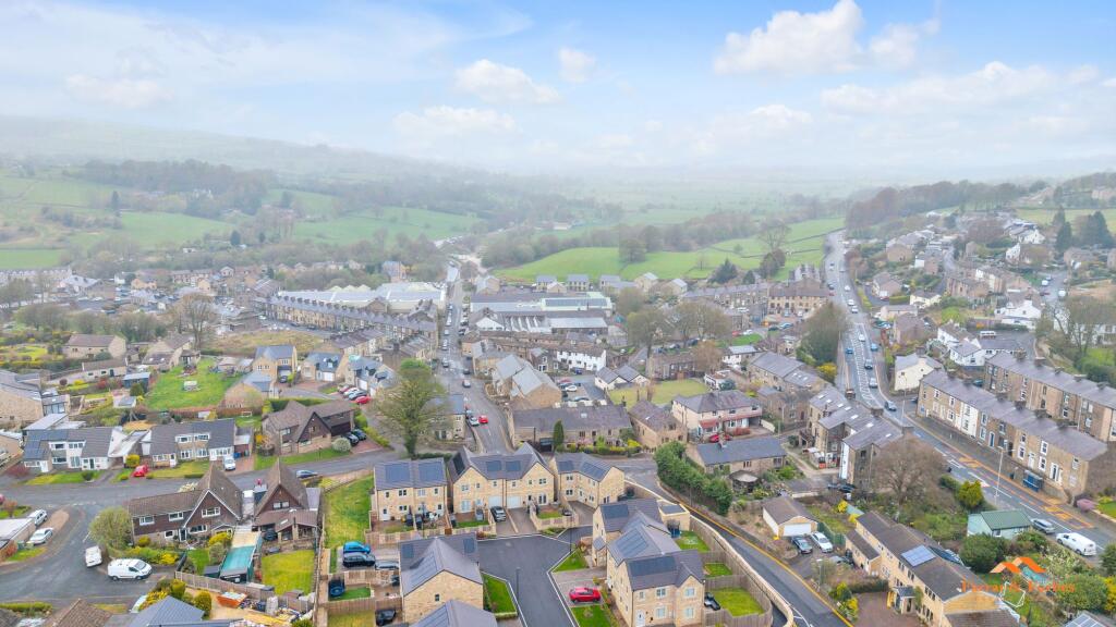 Additional image 28 of Lowther Lane, Foulridge, BB8