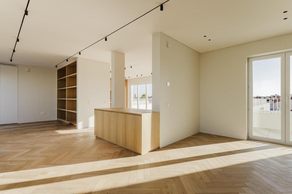 Main image of property: Lisbon, Lisbon