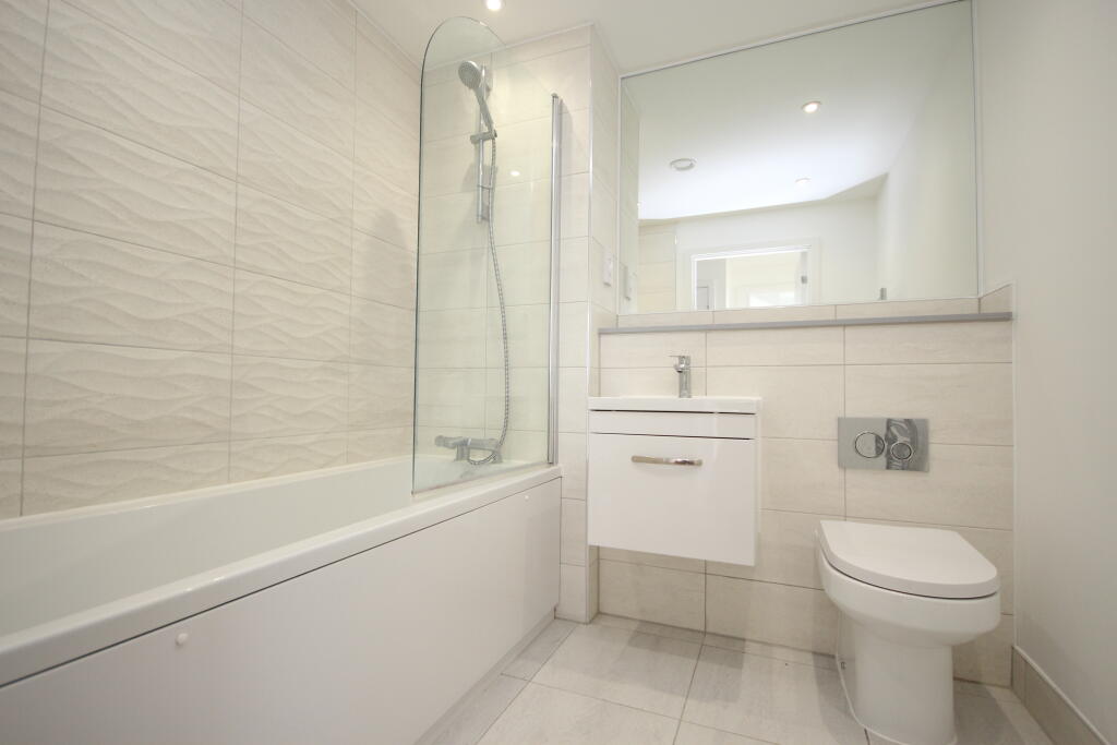Apartment in Bournemouth - More