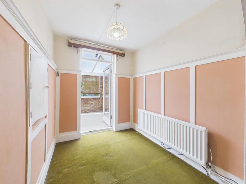 House in London - View 4