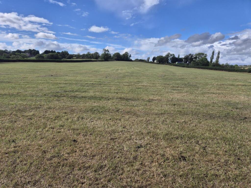 Main image of property: Land off Kniveton Lane, Offcote,
