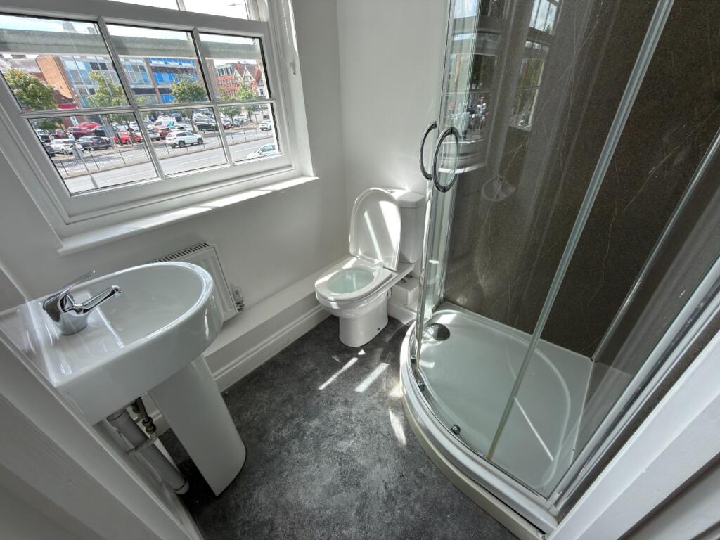 Apartment in Worcester, Red Hill - View 4