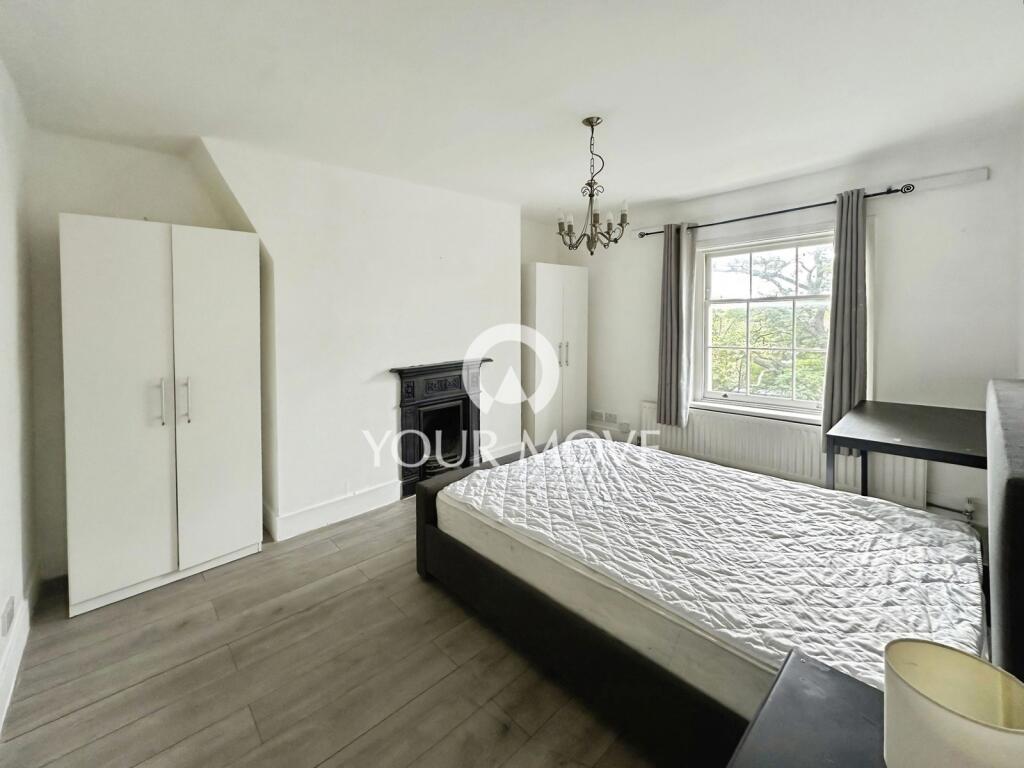 Apartment in London - More