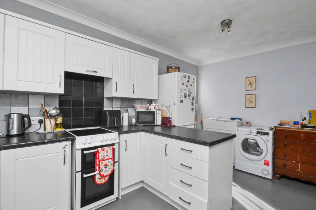 House in Salisbury - View 4