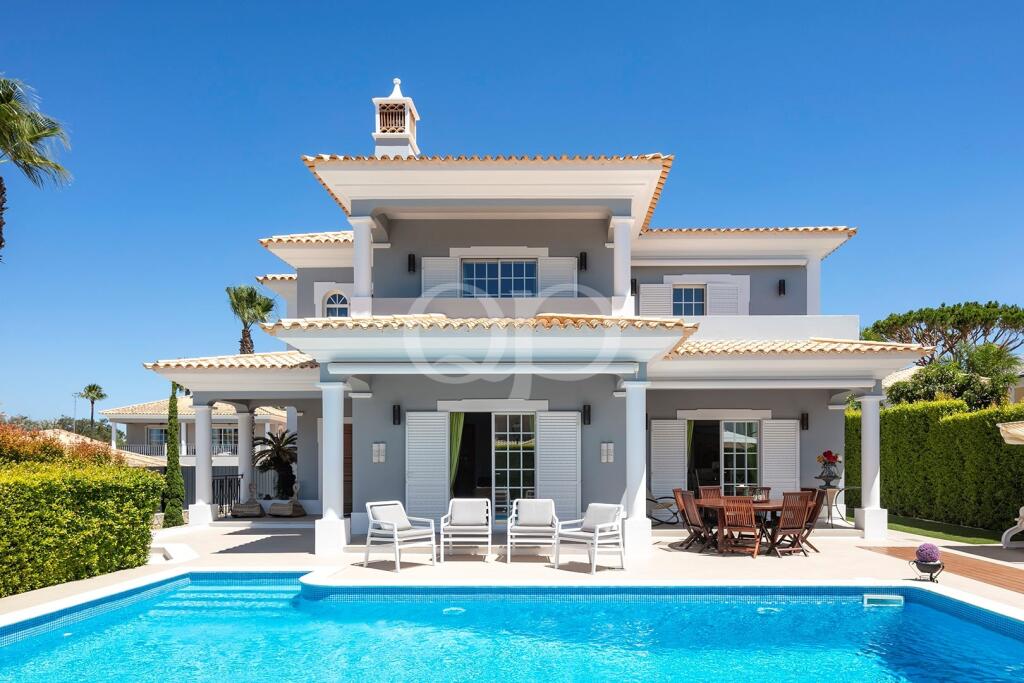 Main image of property: Algarve, Almancil