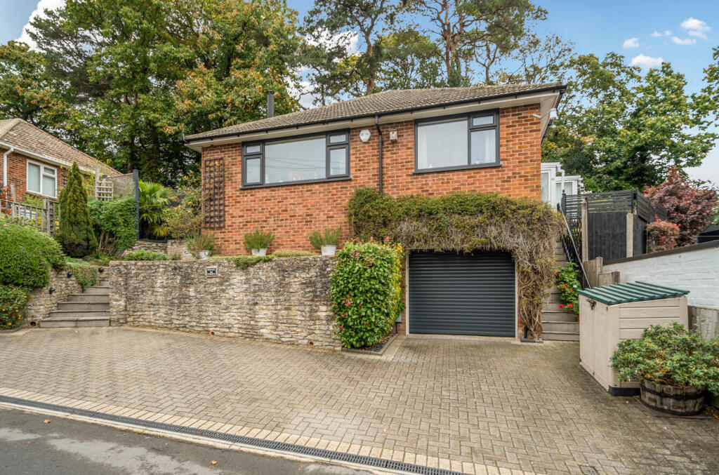 Main image of property: Vicarage Lane, Upper Hale, Farnham