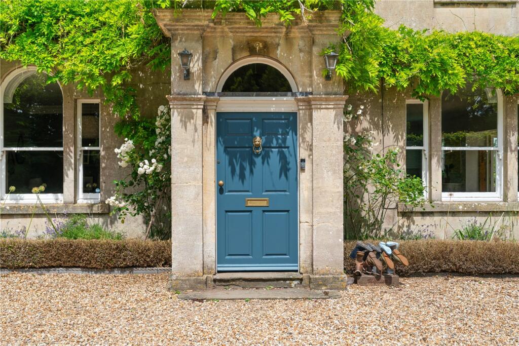 House in Bath - View 2
