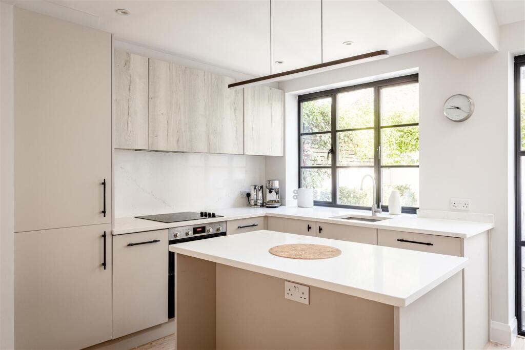 House in London - More