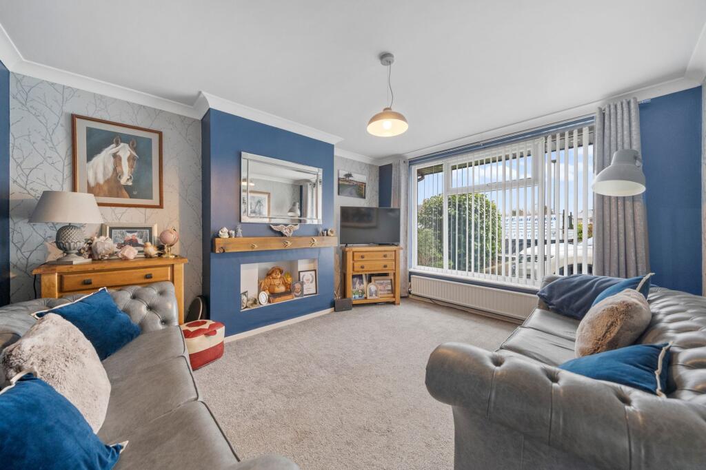 Chestnut Drive South, Leigh, WN7 photo 2