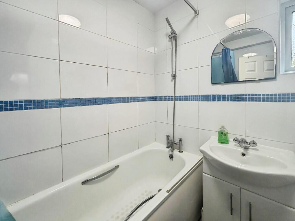 Additional image 6 of Crofton Road, Yeovil