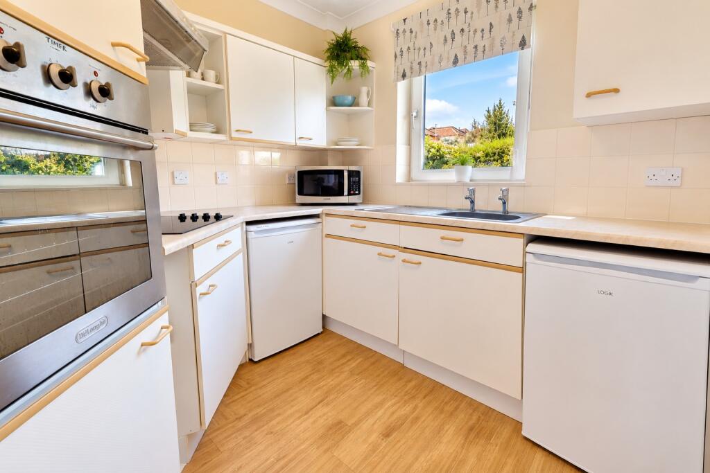 Apartment in Southampton - More