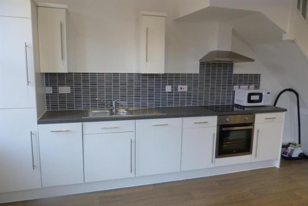 3-bed apartment