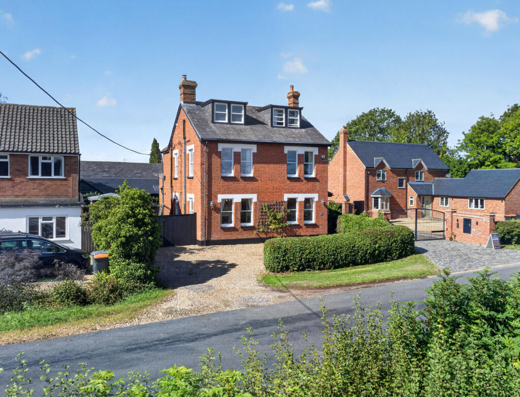 Main image of property: Stud Farm House, Station Road, Stanbridge, LU7