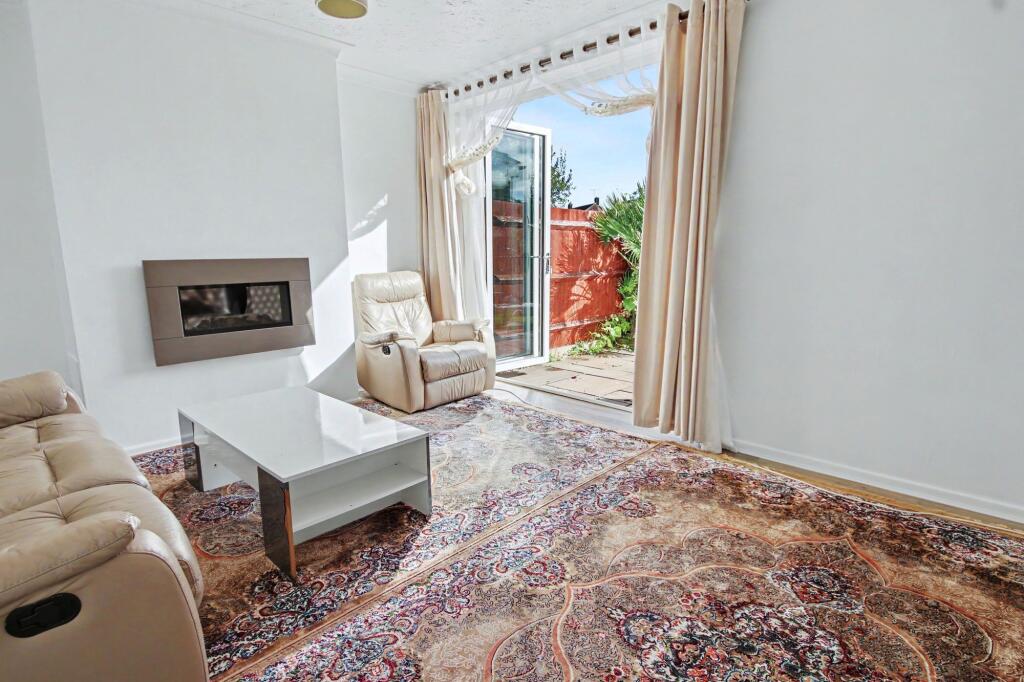 House in Southampton - View 5