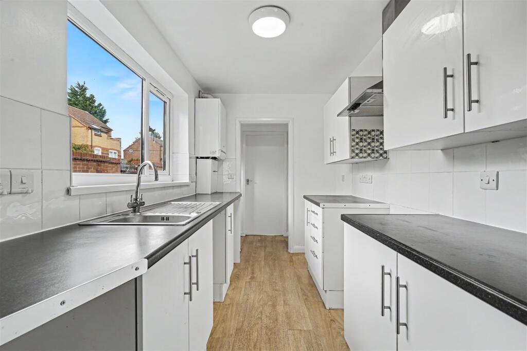 House in Nottingham, Dunkirk - View 4