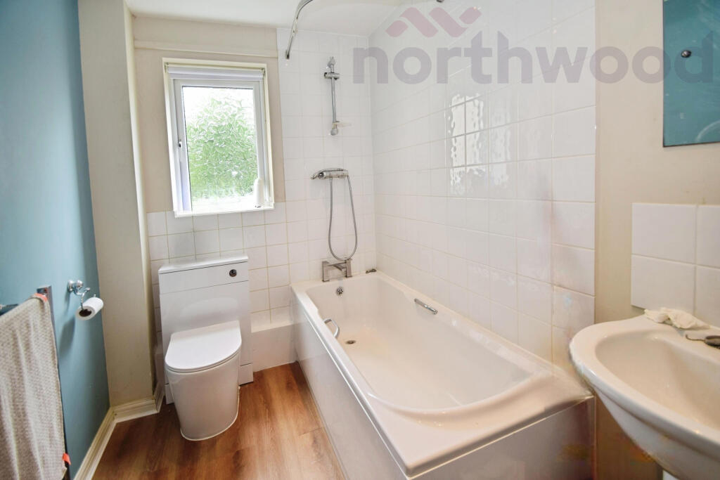 Apartment in Norwich, Norfolk - More