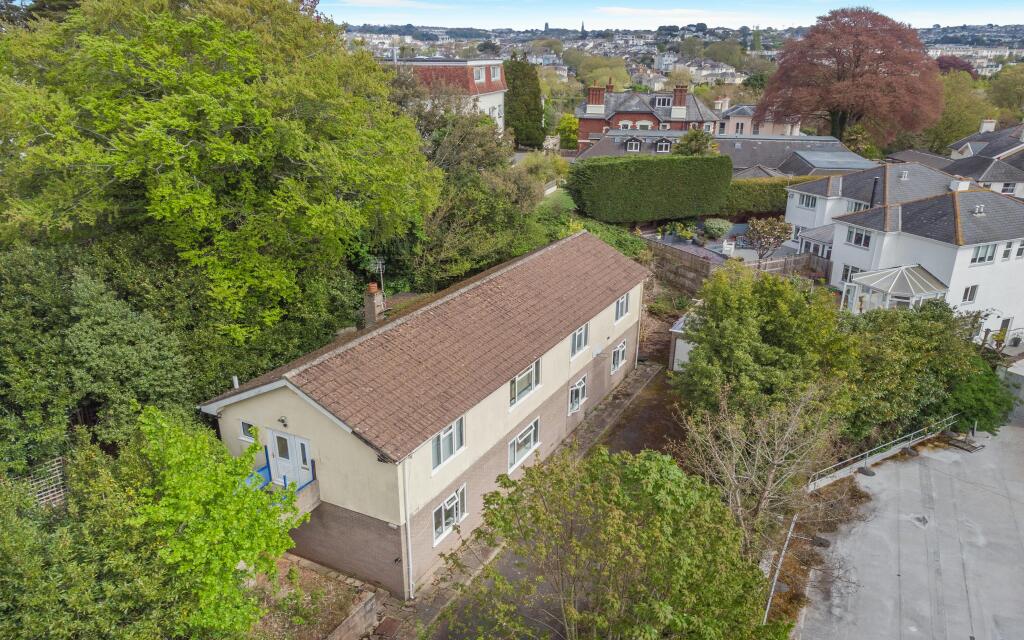 Main image of property: Guest House of the Chelston Manor Public House, Old Mill Road, Torquay, TQ2 6HW