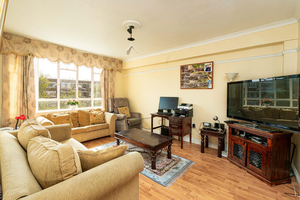 Apartment in London - View 3