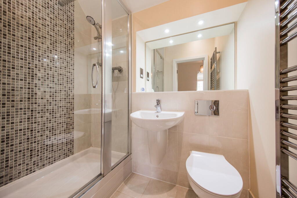 House in Tunbridge Wells, Broadwater Down - View 5