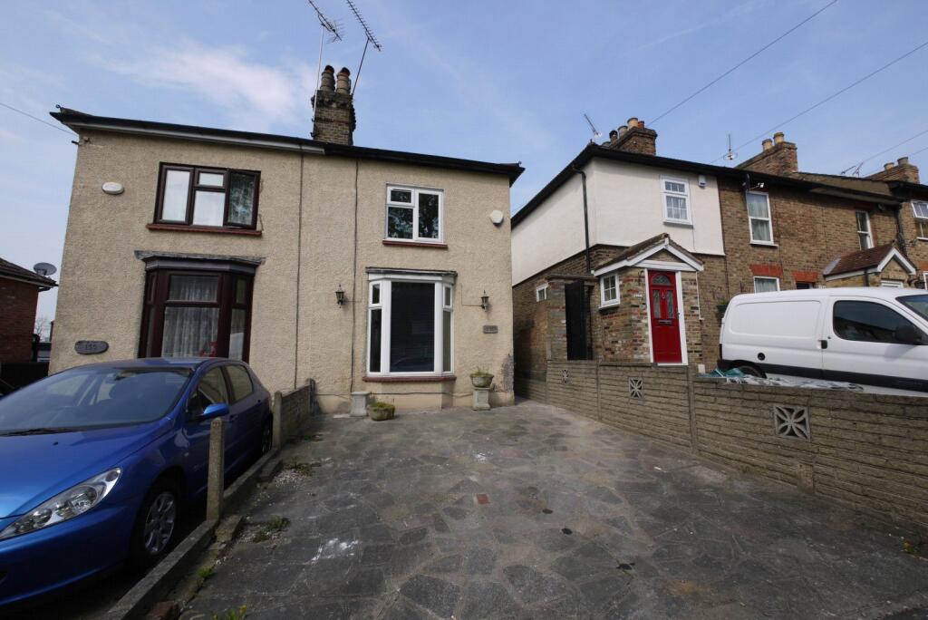 Main image of property: Crescent Road, Brentwood, Essex, CM14