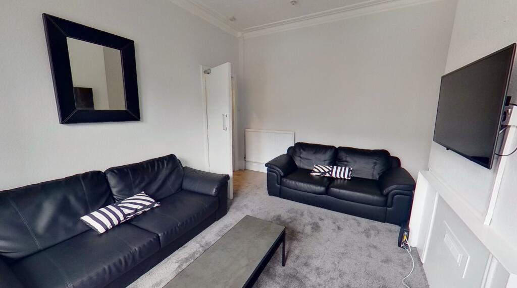 House in Leeds - View 3