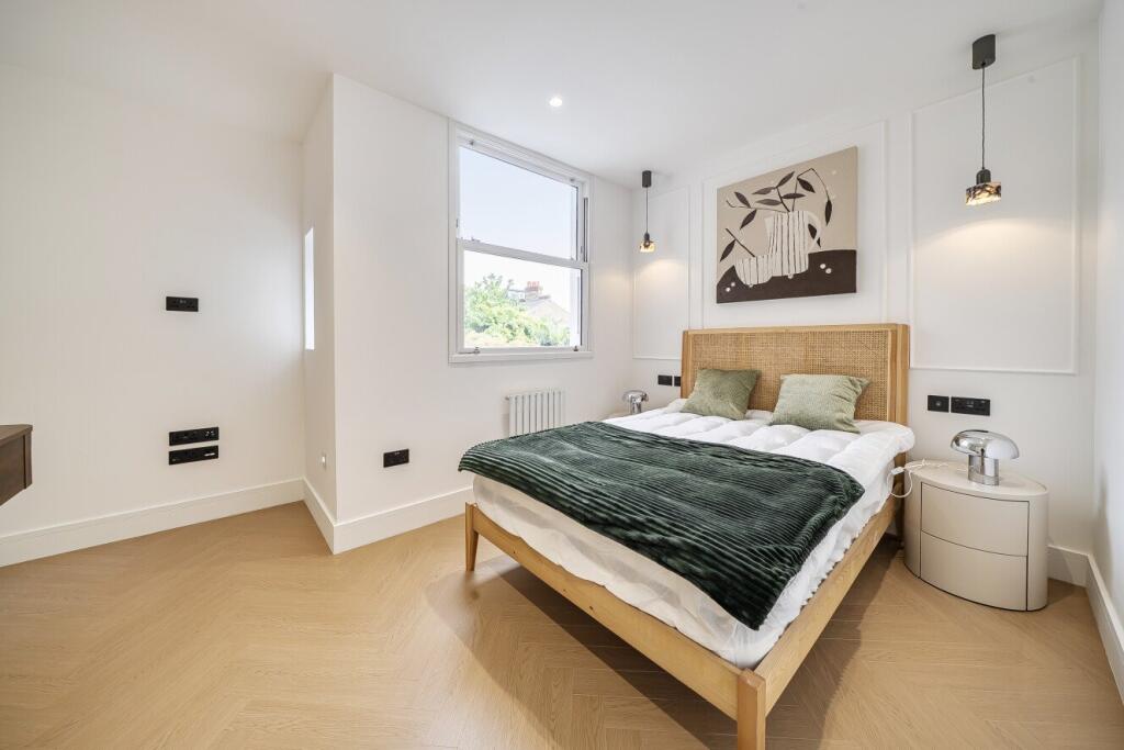 Apartment in London - View 4