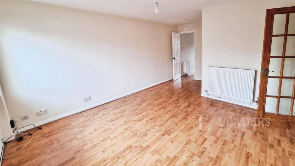 11, Moorhen Way, Bognor Regis, West Sussex photo 3
