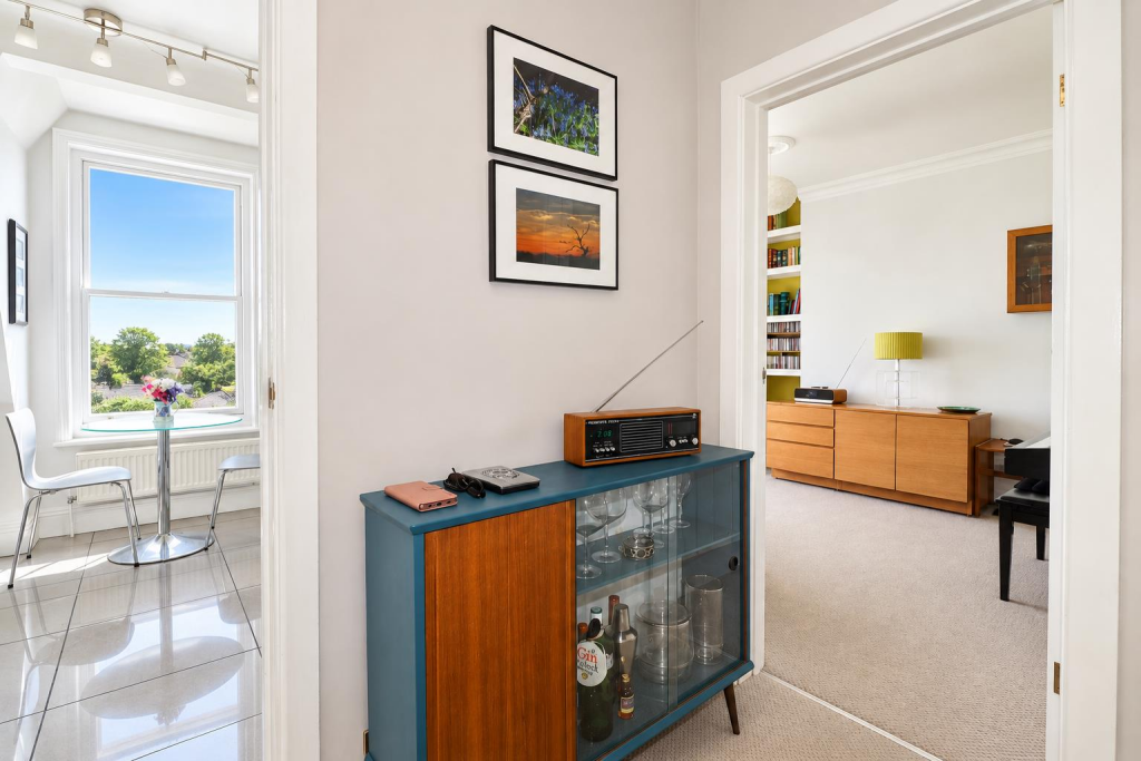 Apartment in Tonbridge - View 4
