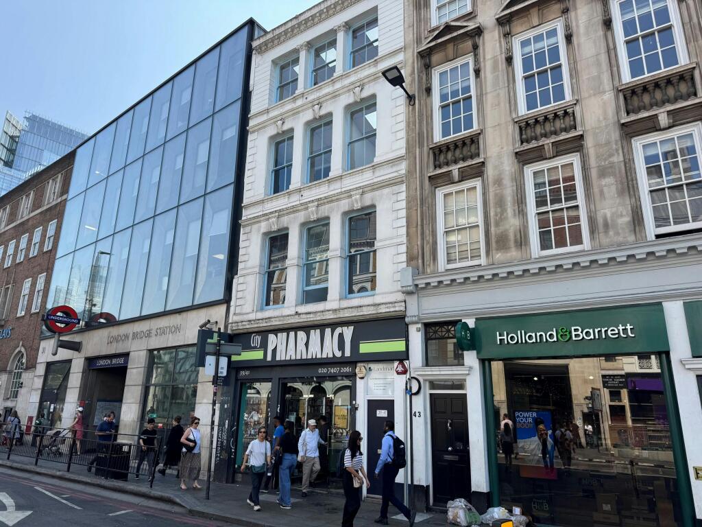 39-41 Borough High Street external.jpg