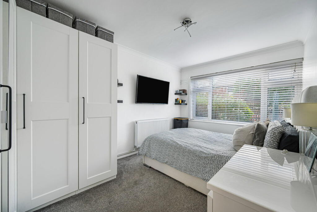 Apartment in Tonbridge - More