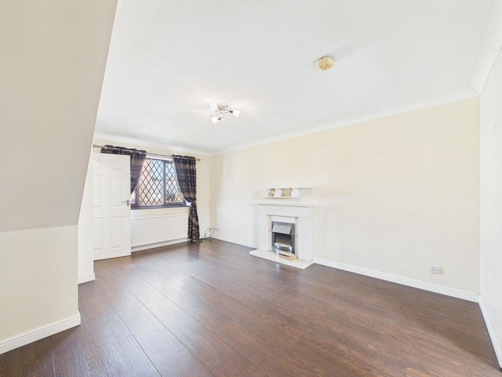Severn Crescent, North Wingfield, S42 photo 4