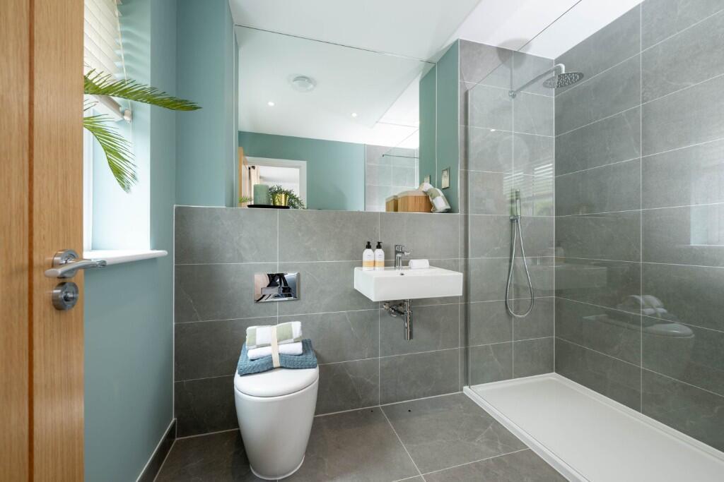 House in Wokingham - View 5