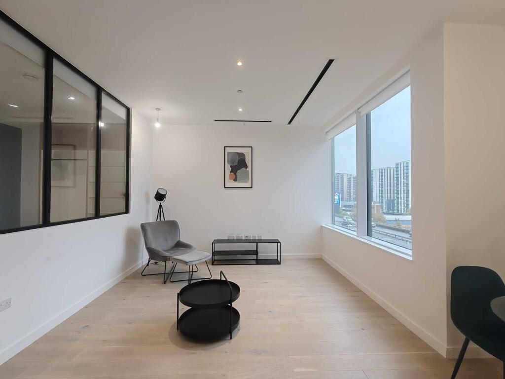 Main image of property: Great West Road, Brentford, TW8 9GT, UK