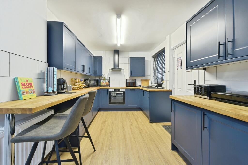 House in Rotherham, South Yorkshire - View 2